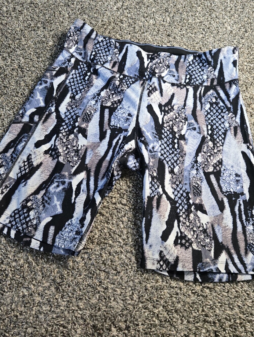 *SALE* Calvin Klein Snakeskin Print Blue Black Athletic Biker Shorts Women's XXL
